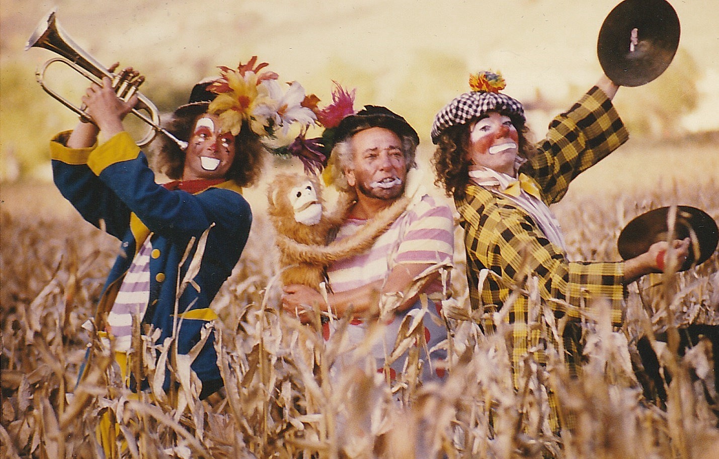 Les clowns, Harry Hazzard, Ancient Hazzard, Olways Hazzard